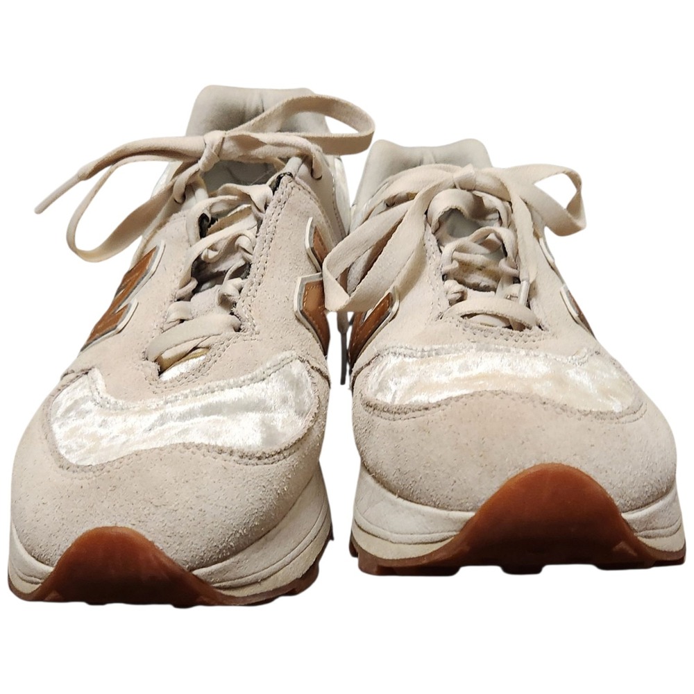 New Balance 574 WL574COS Women's Size 9.5 Sneakers Gold Beige Suede Shoes Retro - Picture 2 of 8